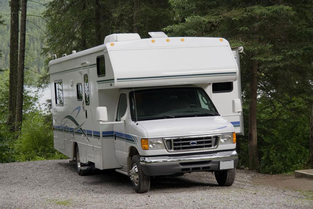 5 useful tips for buying a used mini motorhome