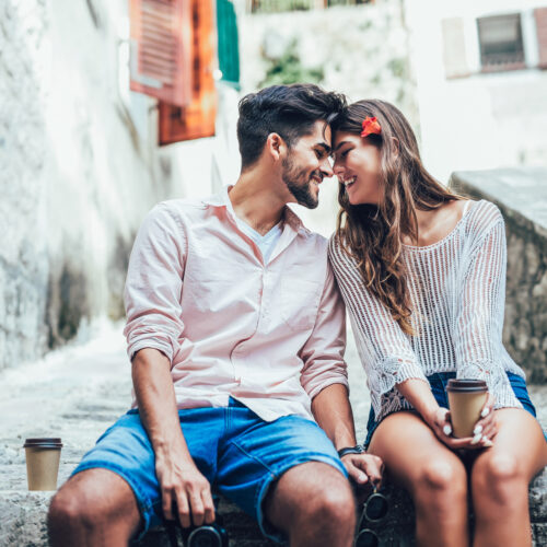 6 Useful Tips To Create The Perfect Dating Profile For Women