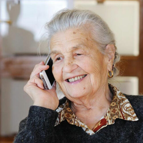 Advantages of senior cell phones