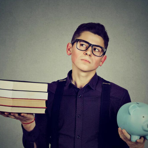 Know about the best student loan refinance options