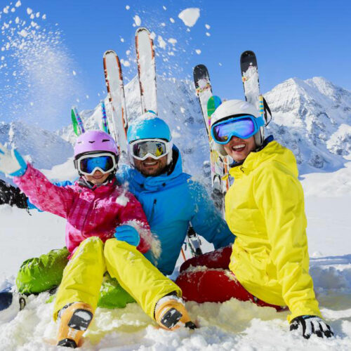 Here are a few things to know about ski goggles