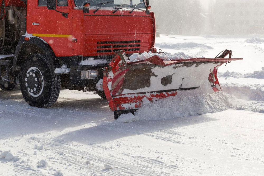 Top Snow Plows with Aluminum Blades