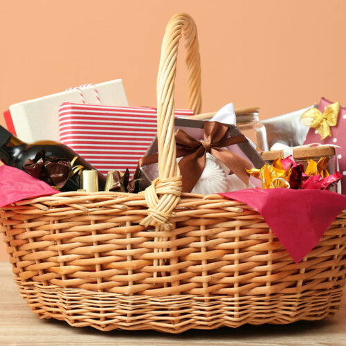 Top Thanksgiving gift baskets and boxes under $50