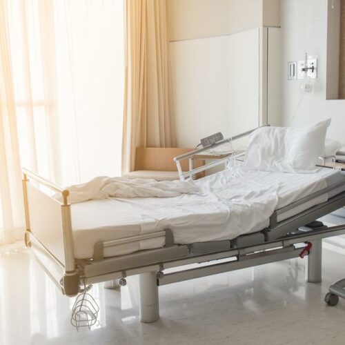 Top tips on buying hospital bed for home