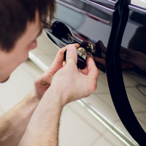 4 Frequently Asked Questions About Auto Locksmiths