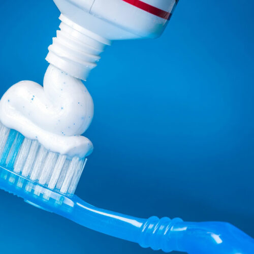 Top 5 affordable teeth whitening toothpastes for sensitive teeth