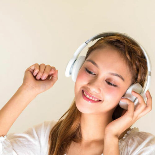 Three ways to enjoy music on your iPhone without iTunes